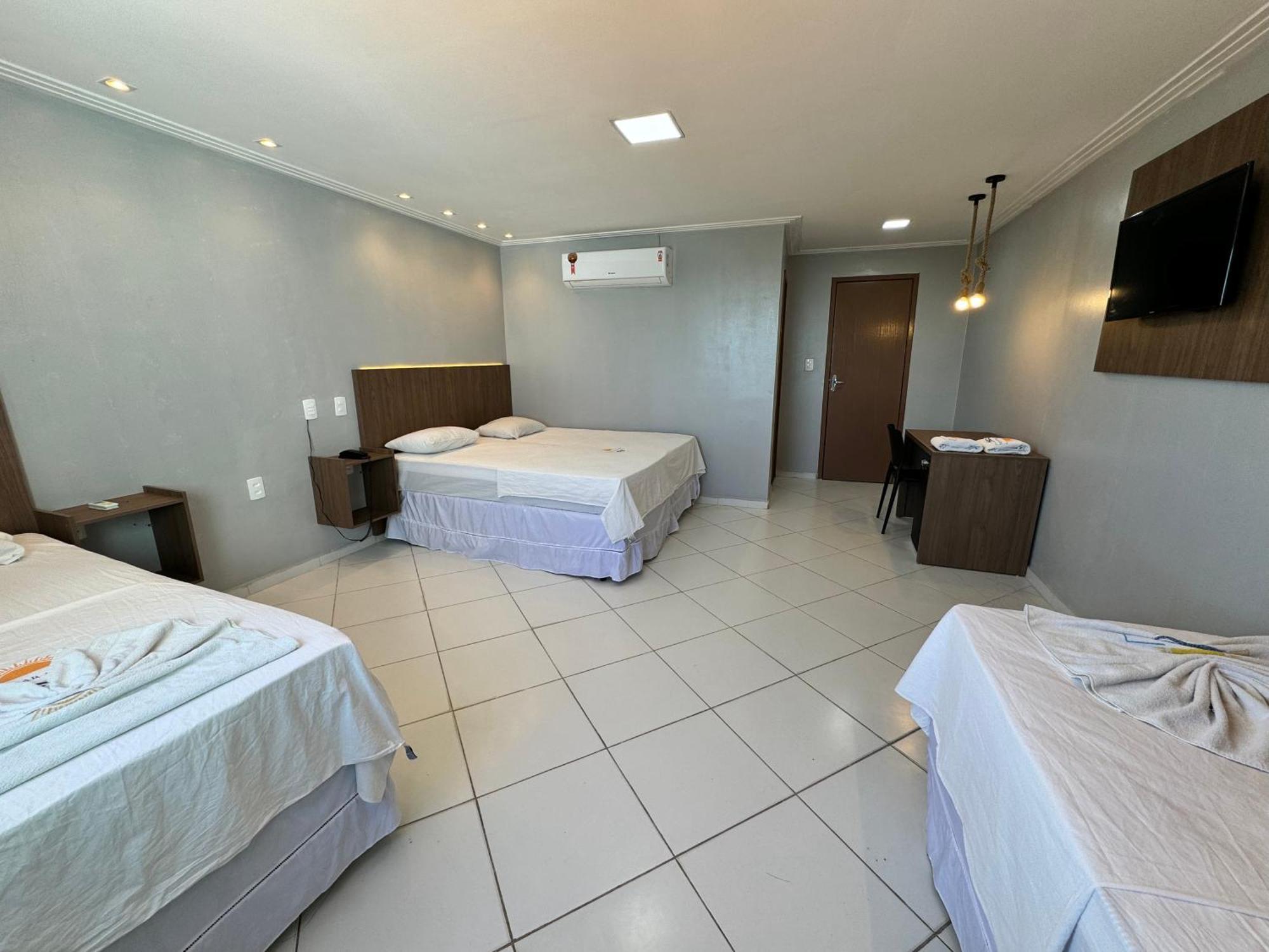 Luar De Itapua Hotel